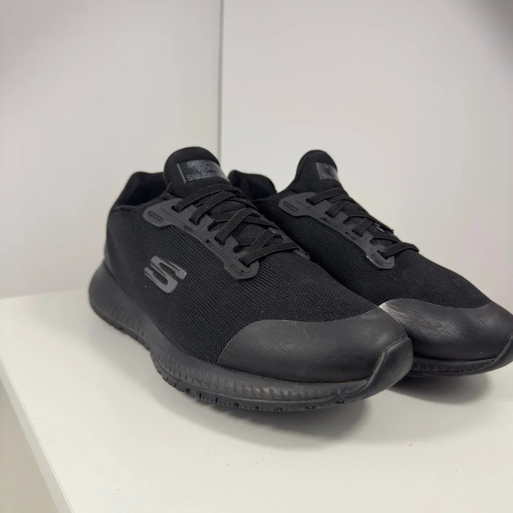 Skechers Work Squad Women Size 8 Black Slip Resistant Wide Fit Shoes 77222W